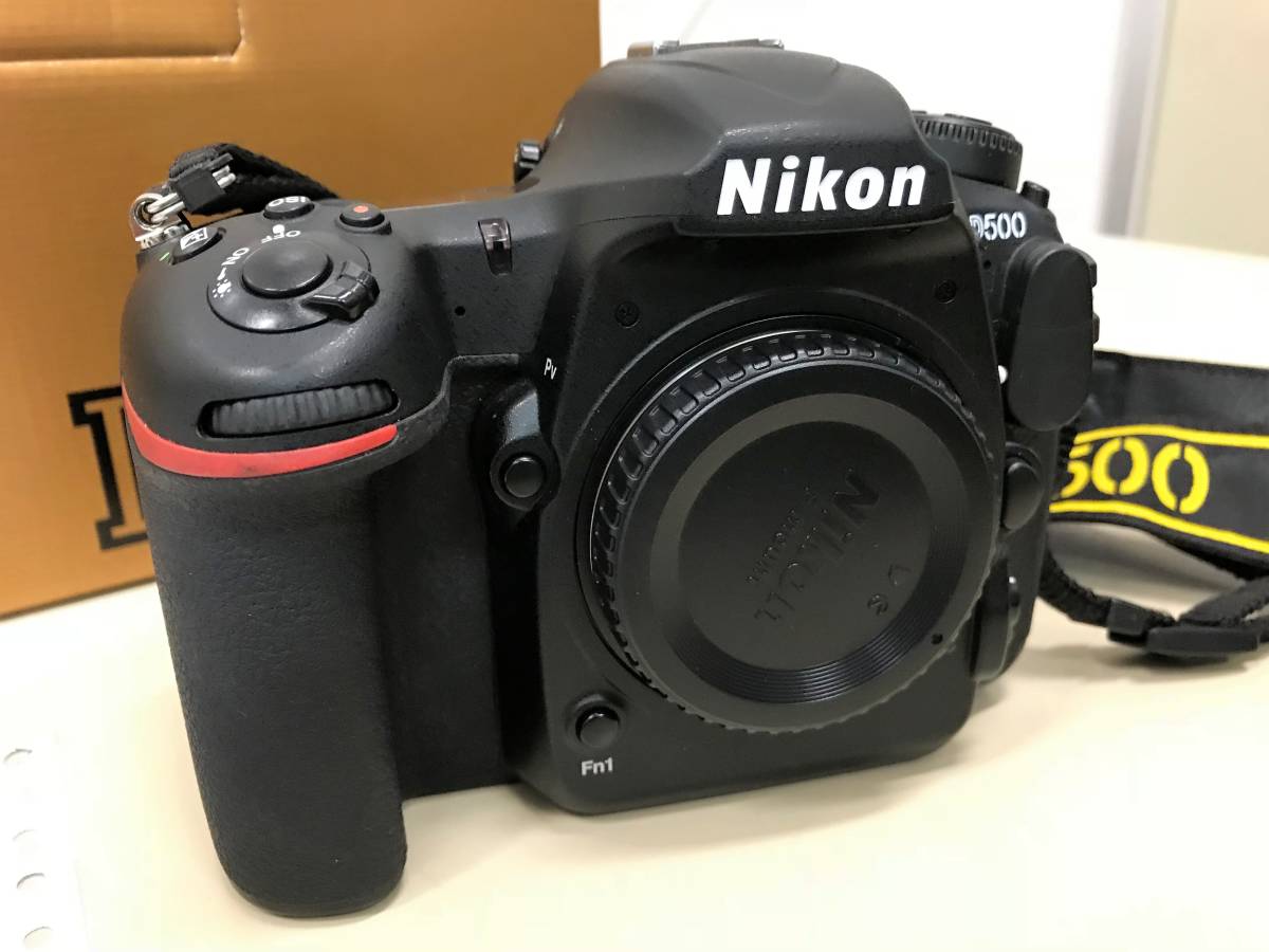 美品 Nikon D500 ボディ おまけ多数 NIKON D500ボディ おまけつき D500 Nikon ボディ ニコン（Nikon