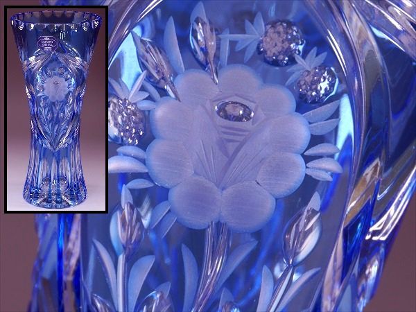 ドレスデン クリスタル 切子 藍色被せ ハンドカット 花紋 ベース 花瓶