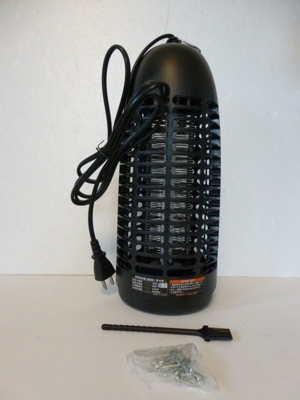 【新品】電撃殺虫器 蚊取り器 捕虫機 UV光源誘引式 蚊をバチッと一撃 ブルーライト 害虫撃退ランプ　吊り下げ　日本語説明書付き　1607_1