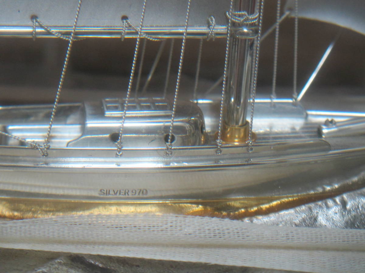 ヨット 金属工芸 置物 ガラスケース入り銀製品 銀製品シルバー970刻印