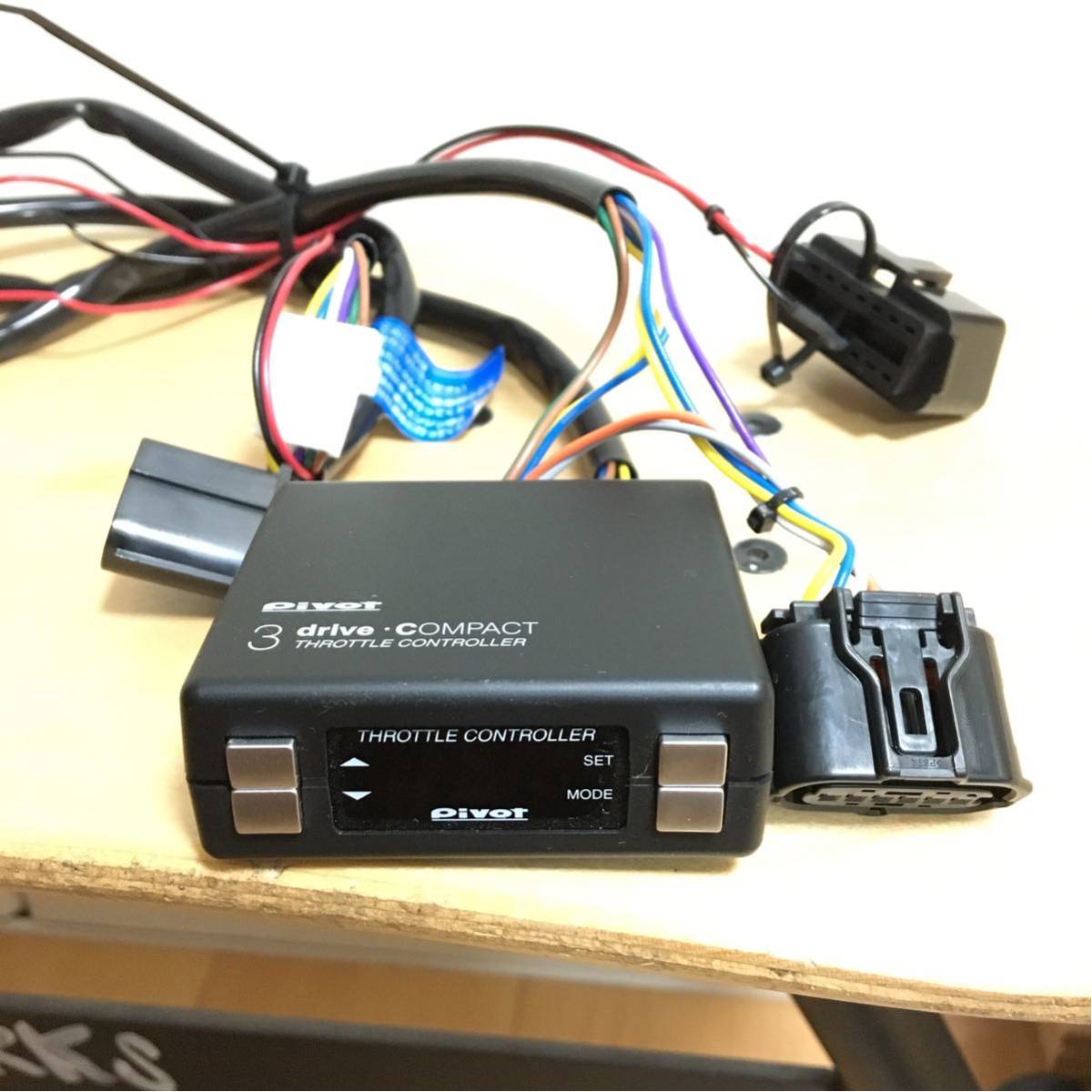 PIVOT(ピボット) スロコン スロットルコントローラー 3DRIVE EVO 3DE