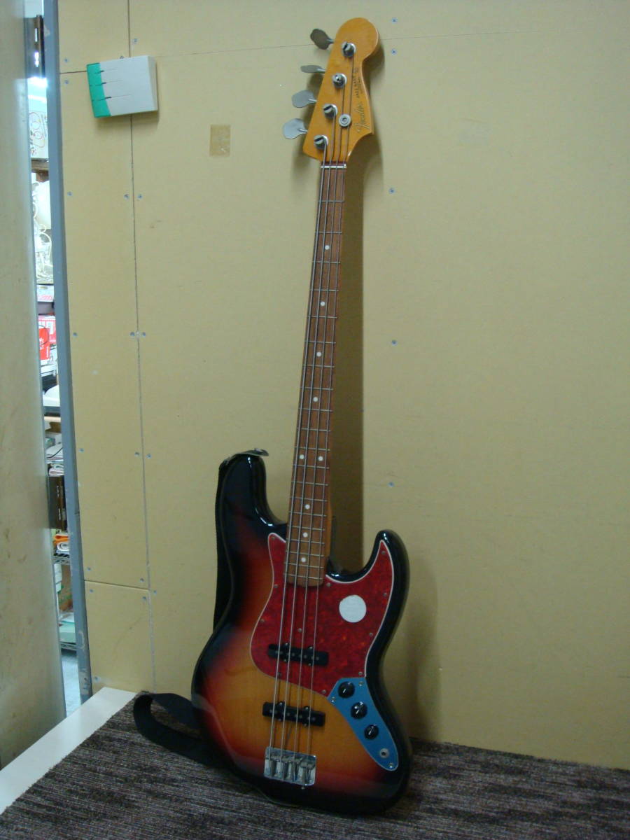正規品，品質保証 Fender Japan ジャズベース 詳細不明 現状品 直接引取り可(フェンダー)｜売買されたオークション情報、yahooの商品情報をアーカイブ公開 - オークファン フェンダー