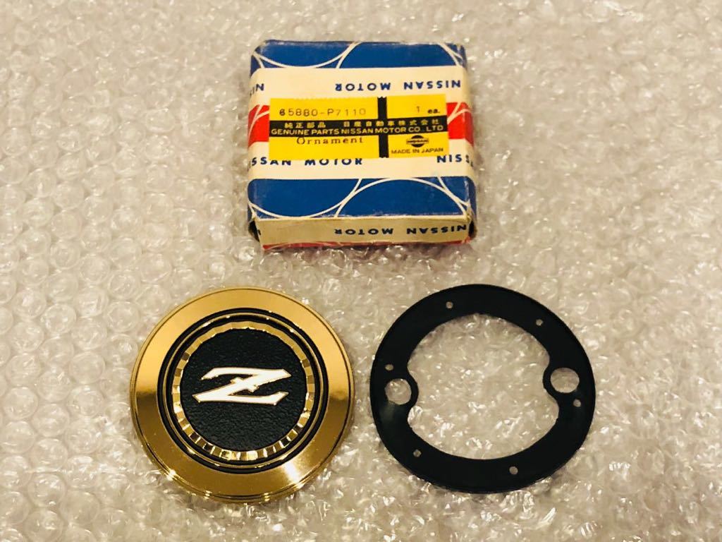 ★未使用★当時物 日産 ニッサン フェアレディZ S30 S130 280Z 純正 ゴールド オーナメント エンブレム 希少 新品 箱付き ゴムパッキン