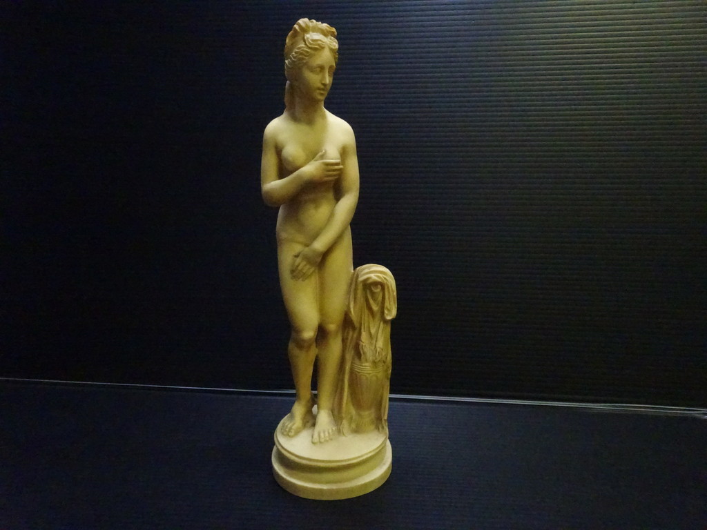 Nude Woman - Sculpture of Statue | Antique Marble Sculptures