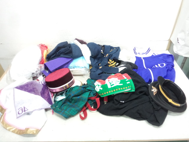 定番，定番人気 同梱不可 ジャンク 処分 乃木坂46他 ジャージ パープル.マフラータオル レッド 等(タレントグッズ)｜売買されたオークション情報、yahooの商品情報をアーカイブ公開 - オークファン その他