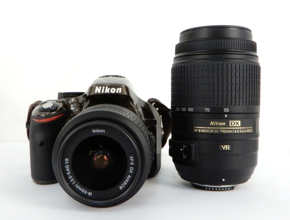 レンタル2日間（前日到着）から Canon EOS 9000D 18-135USMレンズ