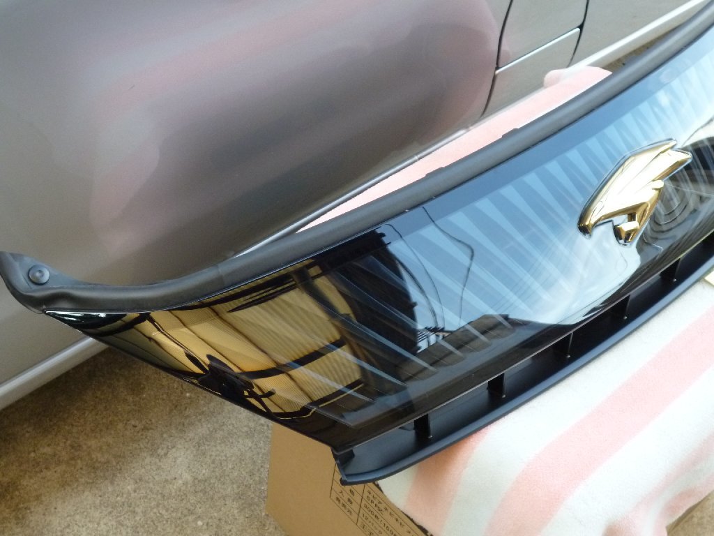 1275 新車外し 60系 ハリアー 純正 グリル 超美品！ HARRIER 53114