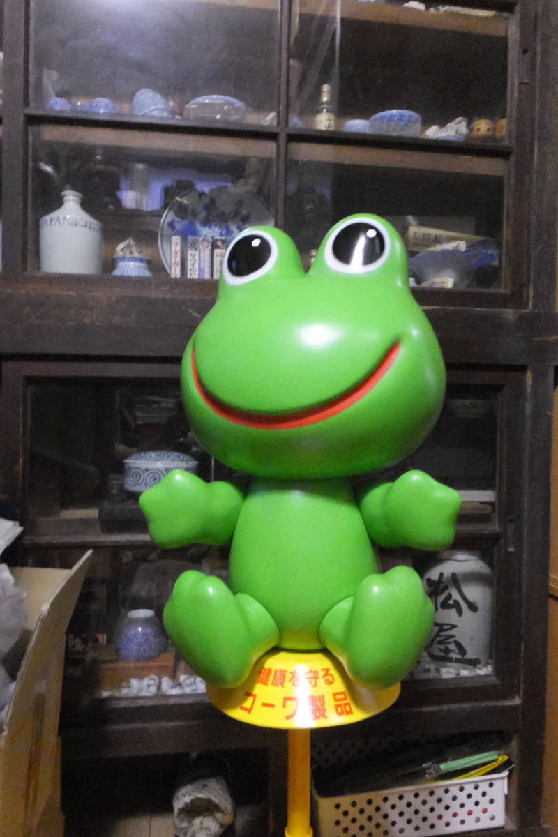 限定セール，定番人気 コルゲンコーワ 店頭用 マスコット 超 専用スタンド付き ケロちゃん ノベルティー 非売品(キャラクター)｜売買されたオークション情報、yahooの商品情報をアーカイブ公開 - オークファン キャラクター