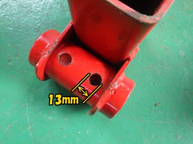 ☆06 尾輪 取付金具 2個セット 【三重発】 左右 トラクター ロータリー