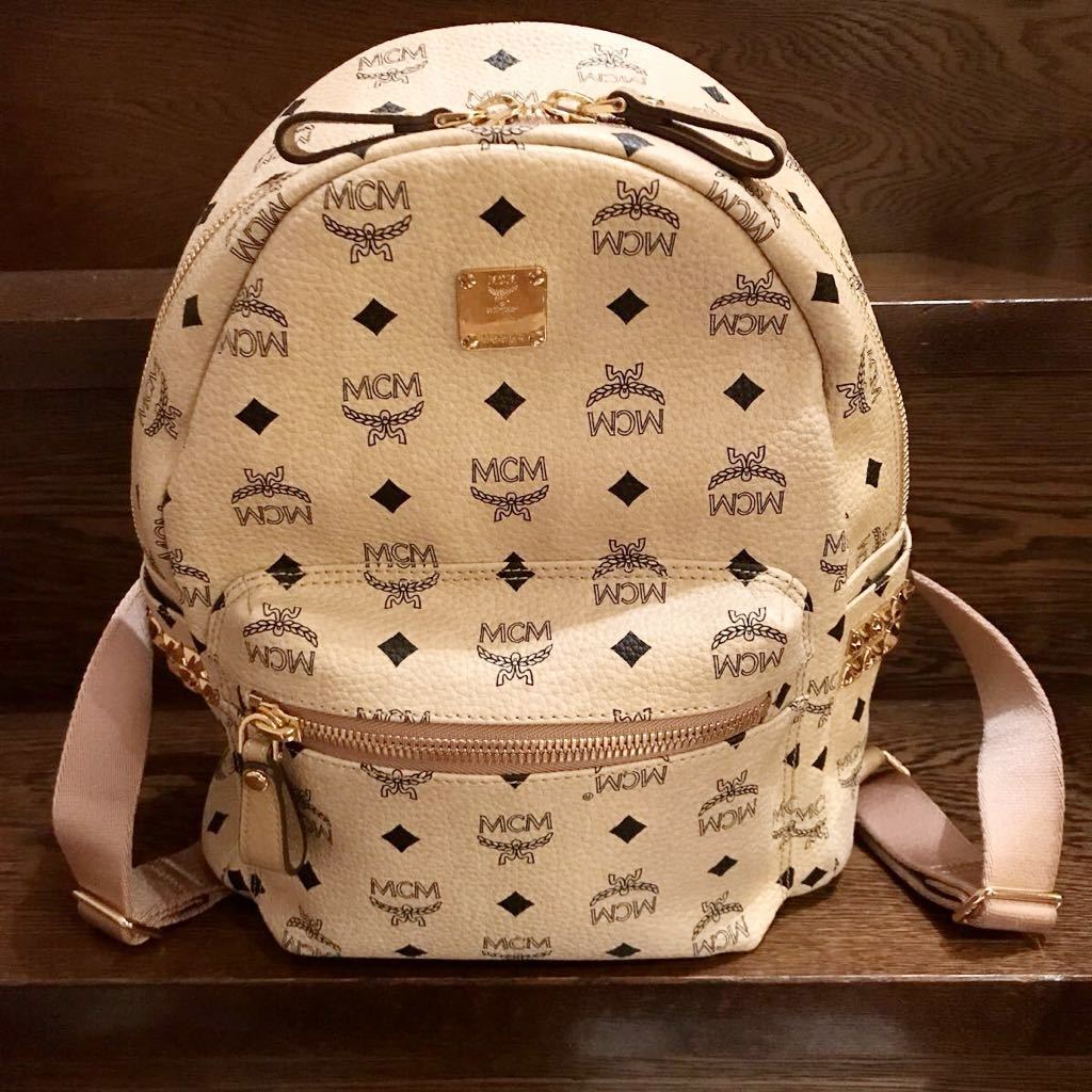 MCM リュック スモールサイズ small リュック ベージュ 金具 スタッズ