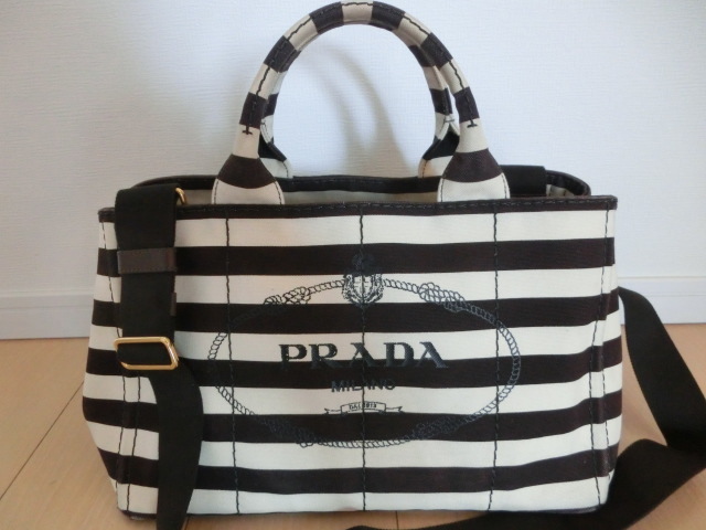 新作入荷，限定セール プラダ PRADA カナパ ボーダー 2WAY ハンド トート ショルダー バッグ キャンバス ブラウン ベージュ ゴールド金具 B2642B(トートバッグ)｜売買されたオークション情報、yahooの商品情報をアーカ かばん、バッグ