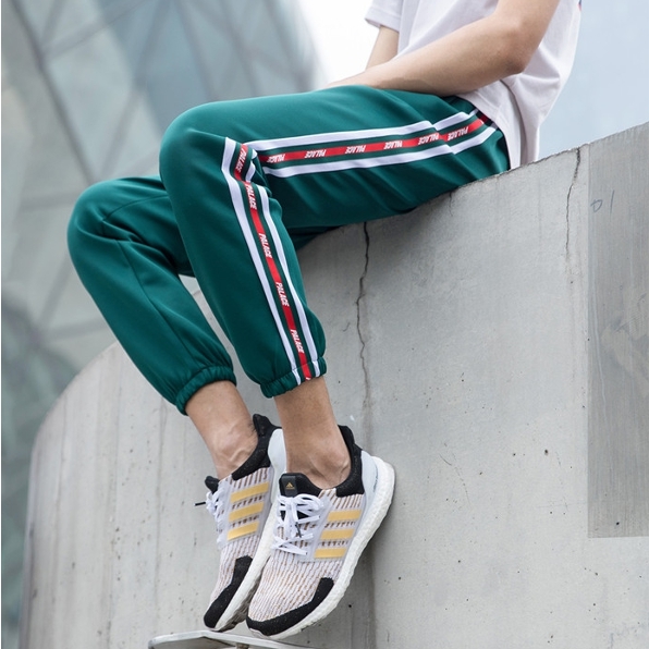 新品 Palace Skateboards パレススケートボード パンツ Sサイズ　レトロ感◎ グリーン / 大人気 ロゴサイドライン ジャージ トラック