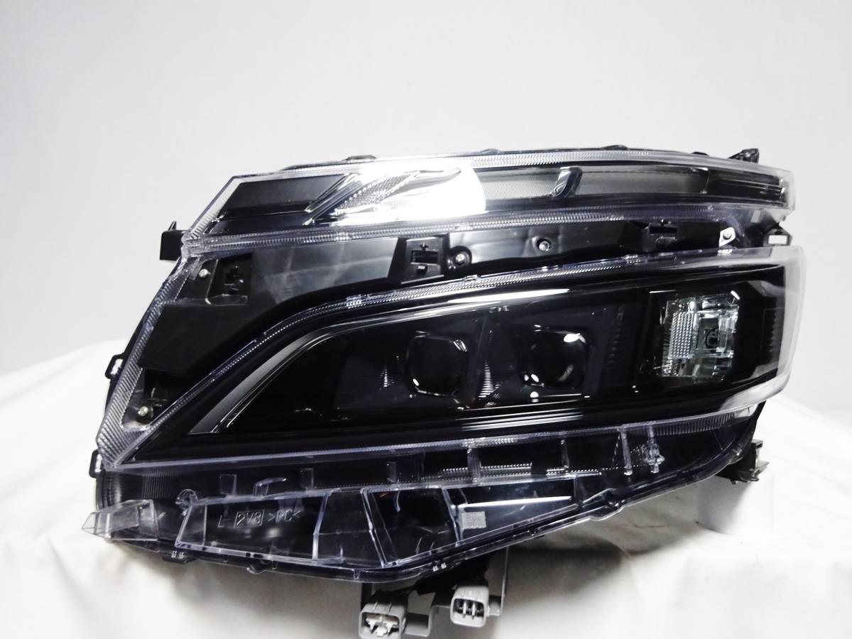 程度良好 ヴォクシー 80 後期 LED ヘッドライト ヘッドランプ 左 左側 28-240 ZRR80 ZRR85 ZWR80 VOXY 85 VOXY