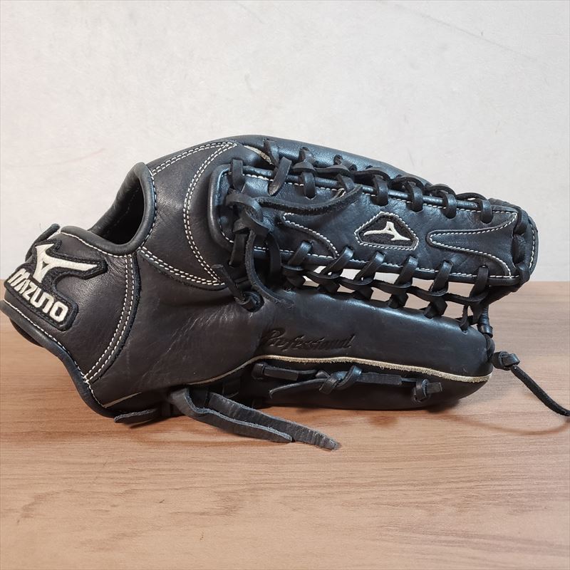 イチローモデル ミズノ 外野用 プラチナカラー 左投げ用 軟式 MIZUNO