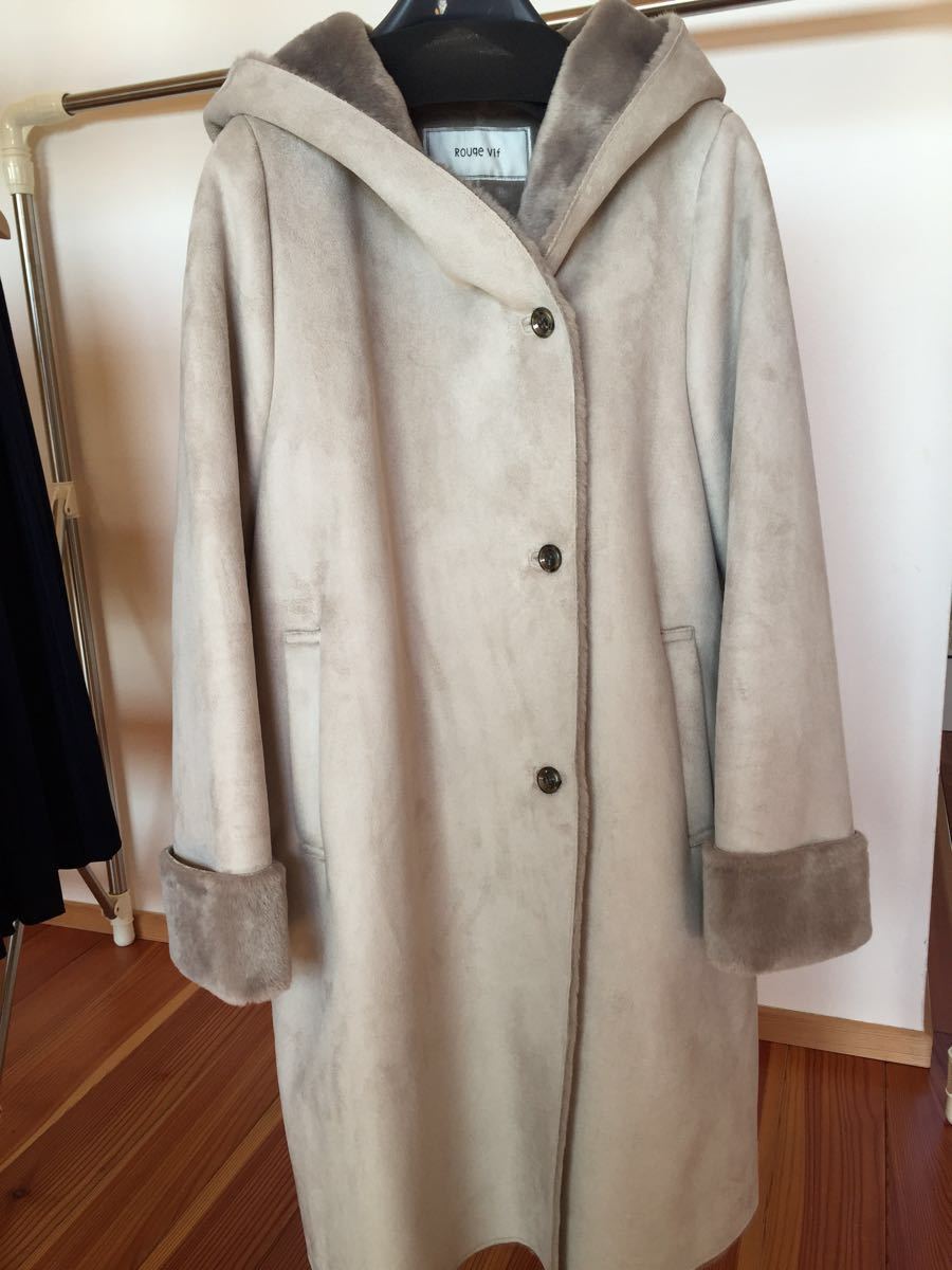 新品 Rouge Vif ムートンコート ライトグレー