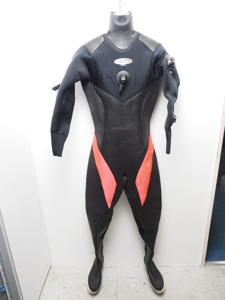 1円～ USED WorldDive ZEA-MAXドライスーツ メンズ 172cm/64kg/27cm [34607]