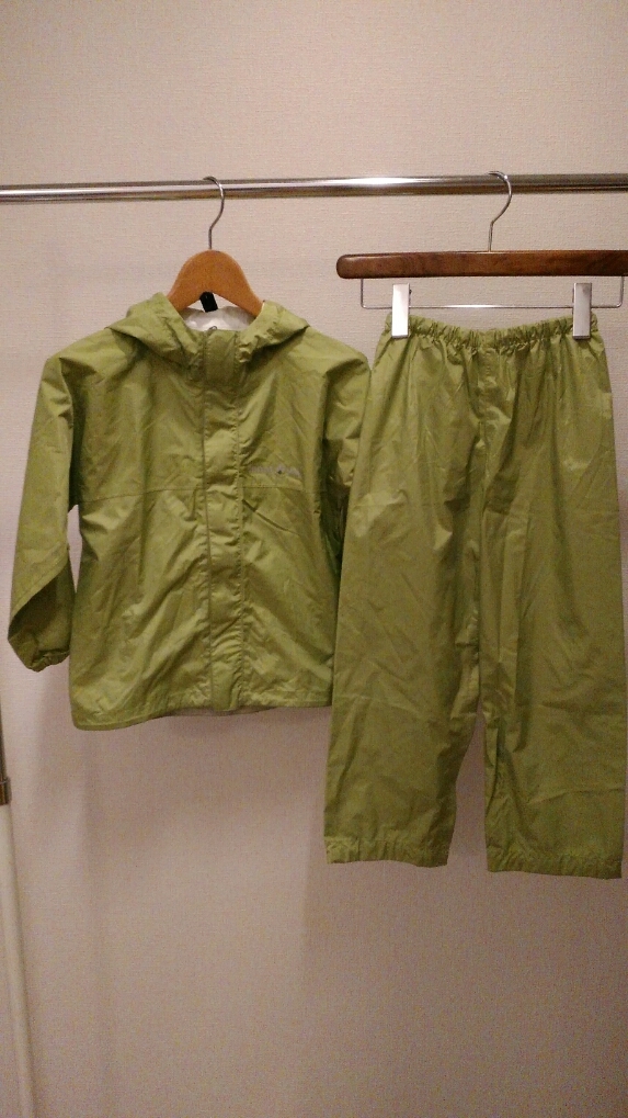 格安 mont bell モンベル クリッパーキッズ 子供用 レインウェア 上下セットアップ 雨具 120★アウトドア