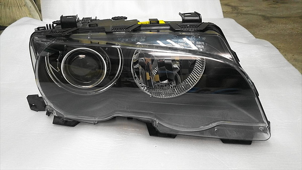 E46 M3 クーペ キセノン/HID ヘッドライト 右 純正品 BMW E46 M3
