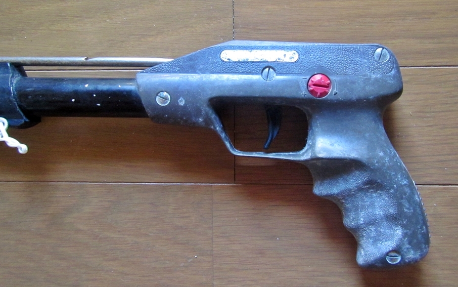 BEUCHAT(ブシャー) MARLIN スピアガン水中銃