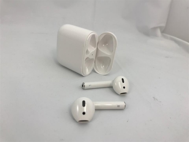じゃんぱら中野ブロードウェイ店】Apple AirPods MMEF2J/A ○即決