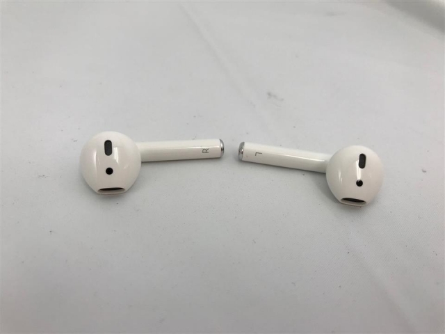じゃんぱら中野ブロードウェイ店】Apple AirPods MMEF2J/A ○即決