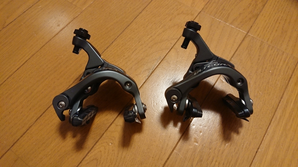 シマノ shimano 6800 アルテグラ ブレーキキャリパー 前後セット 中古 程度上。
