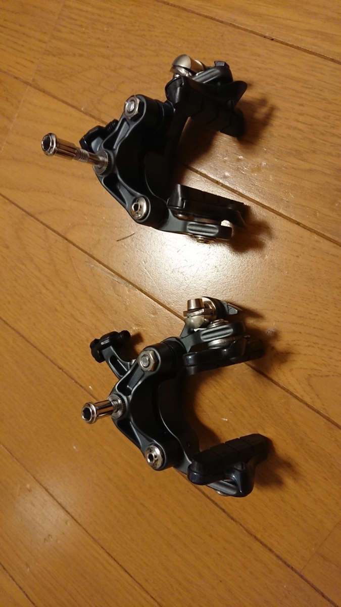 シマノ shimano 6800 アルテグラ ブレーキキャリパー 前後セット 中古 程度上。