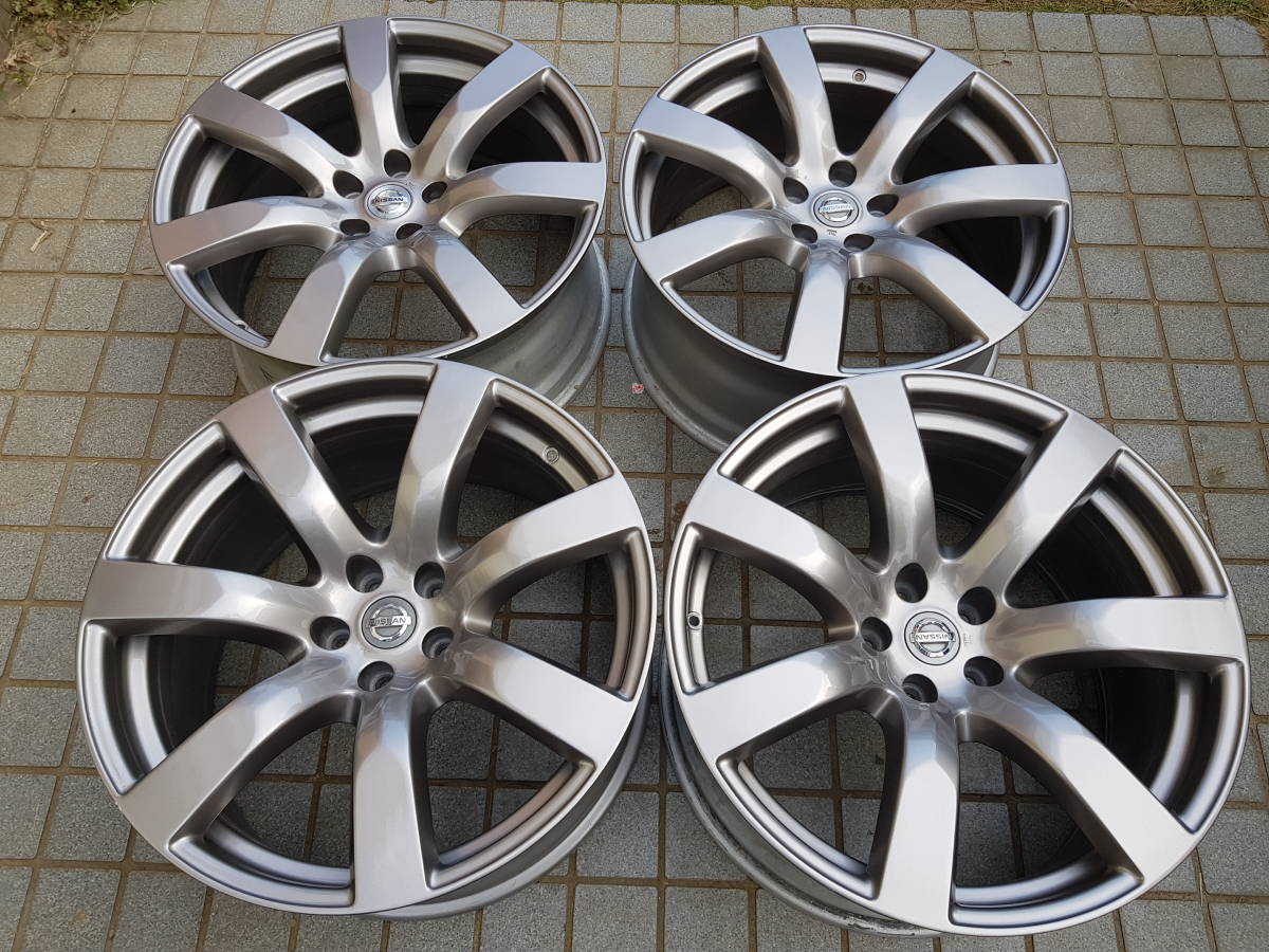 日産R35 GT-R中期純正20in 9.5J +45 10.5J +25 PCD114