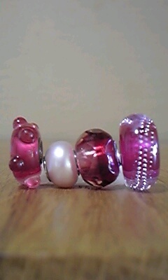 trollbeads トロールビーズ　ビーズ4点セット　ピンク　レッド　パール　⑧