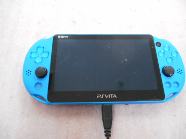 セール，2025 ジャンク PS Vita PCH-2000 ②(PS Vita本体)｜売買されたオークション情報、yahooの商品情報をアーカイブ公開 - オークファン PS Vita本体