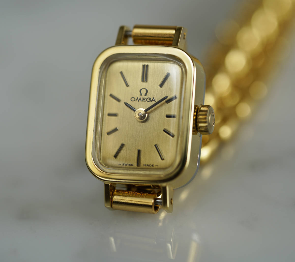 オメガ スクエア レディース ゴールド OMEGA 手巻き 美品 Omega デビル 