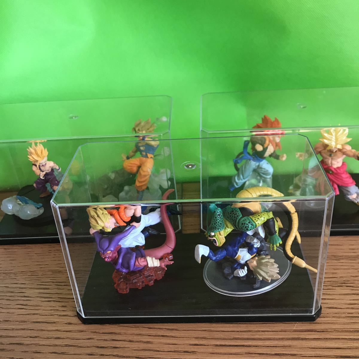 ドラゴンボール フィギュア 計6体 ショーケース3つ付 ドラゴンボール 