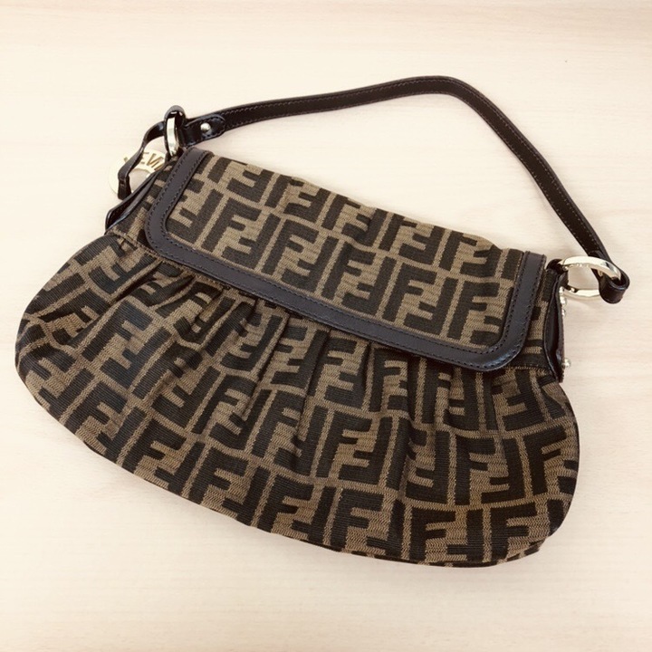 FENDI フェンディ ハンド バッグ 鞄 ズッカ柄 キャンバス レザー ロゴ 