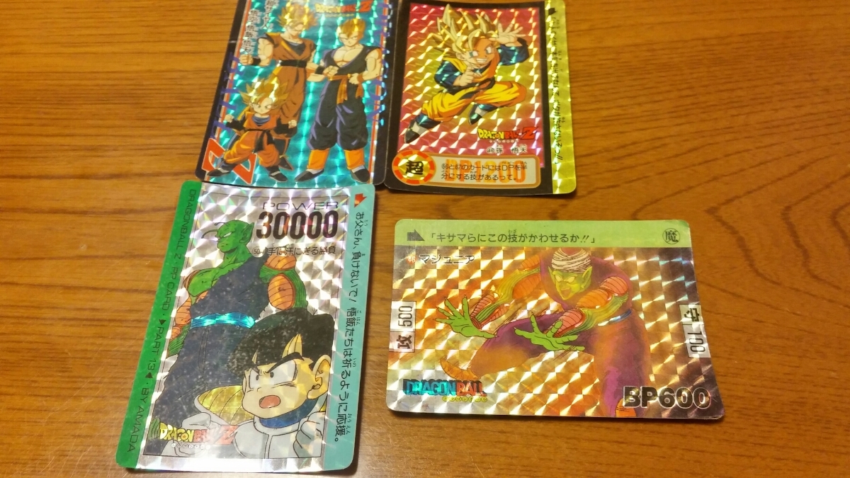 カードダス大量。1700枚以上【ガンダム系、ドラゴンボール、バァーチャ