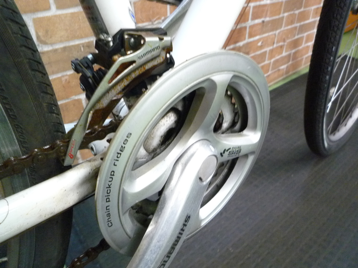 LOUIS ○ クロスバイク LOUIS GARNEAU TR1 Fサス 3×8 24段変速 700