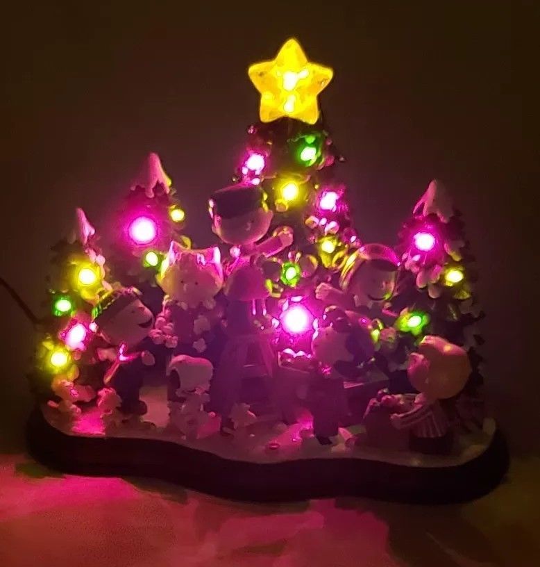 ダンバリーミント ピーナッツ クリスマスタイム ライトアップ