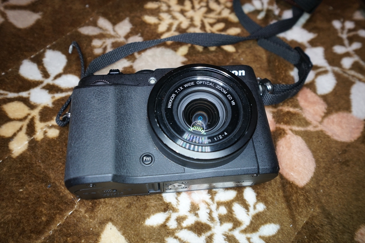 デジカメ Nikon COOLPIX ニコン Nikon COOLPIX P7700 コンパクト 送料 