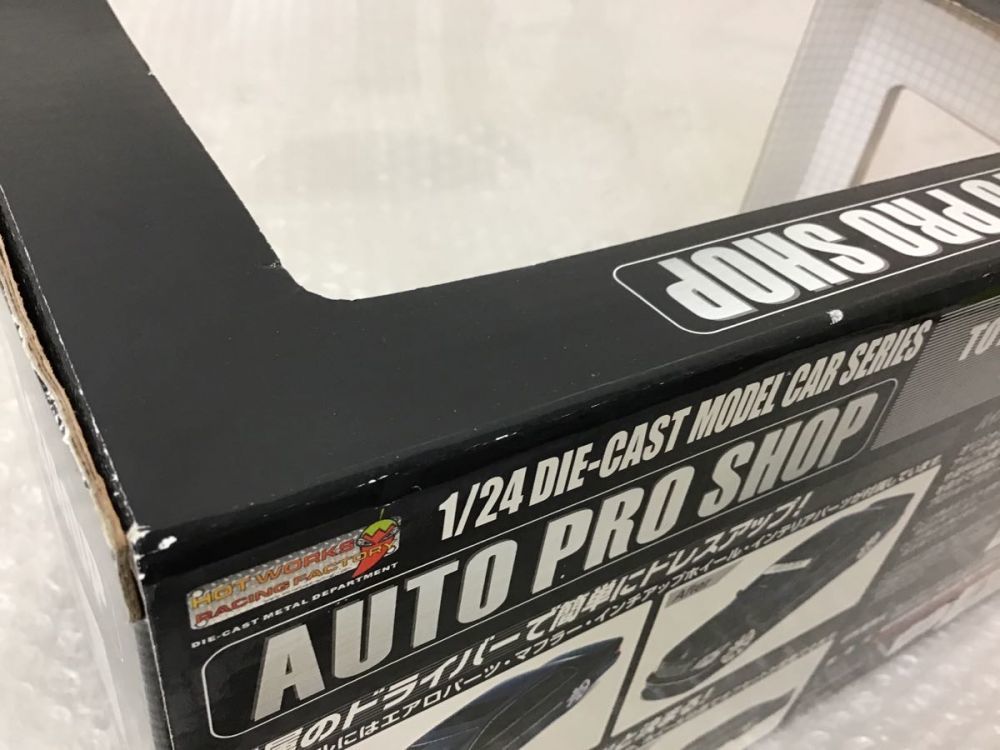 ホットワークスジャパン オートプロショップ 1/24 トヨタ セルシオ 30