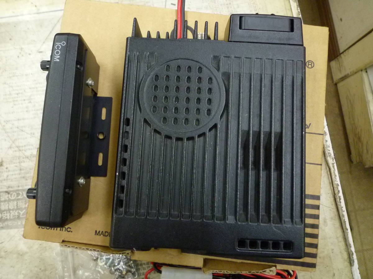 ICOM IC-2720D 144⁄430MHz 50⁄35W オプションMB-25つき ICOM アイコム
