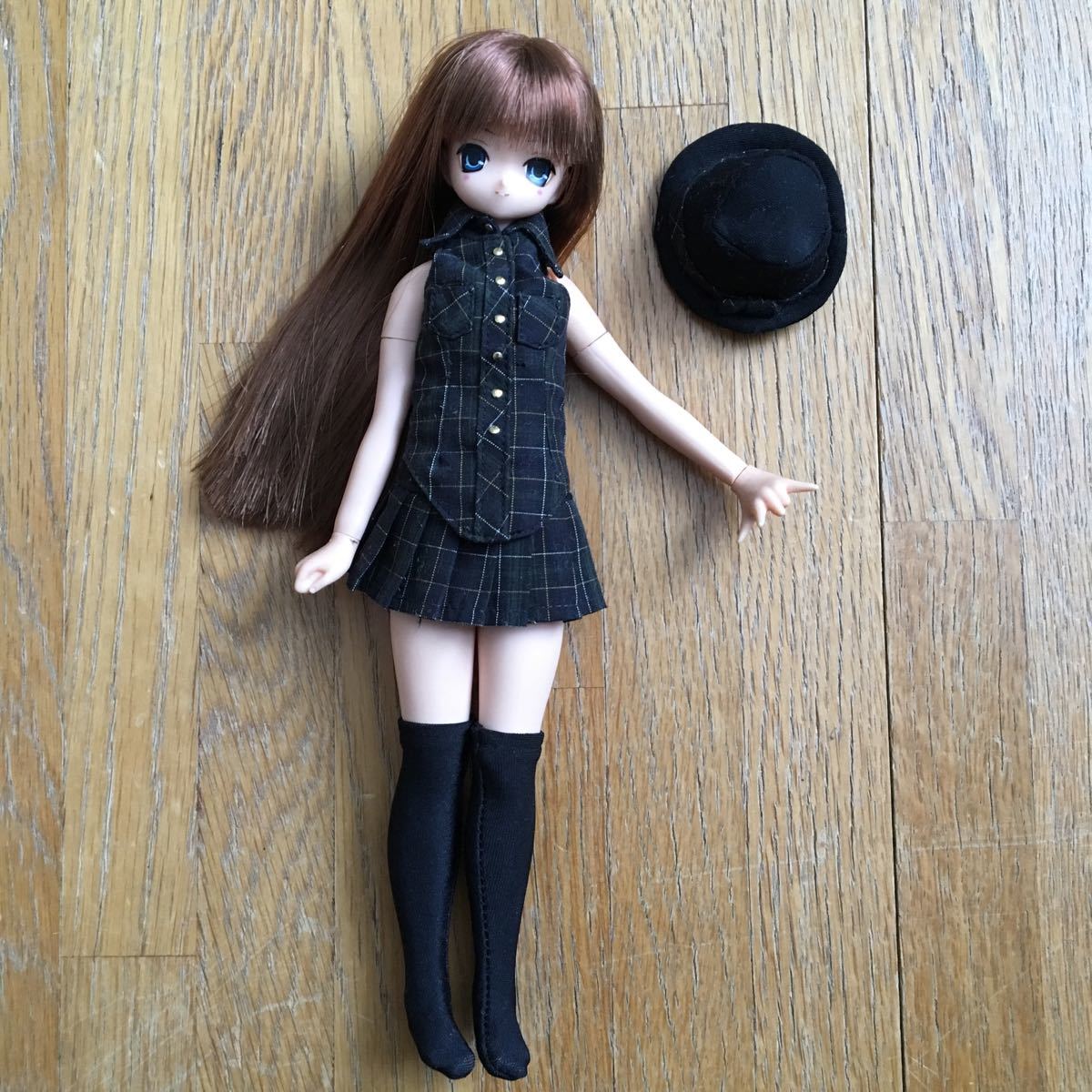 ◇えっくすきゅーと きせかえ人形 中古 アゾン お人形さん