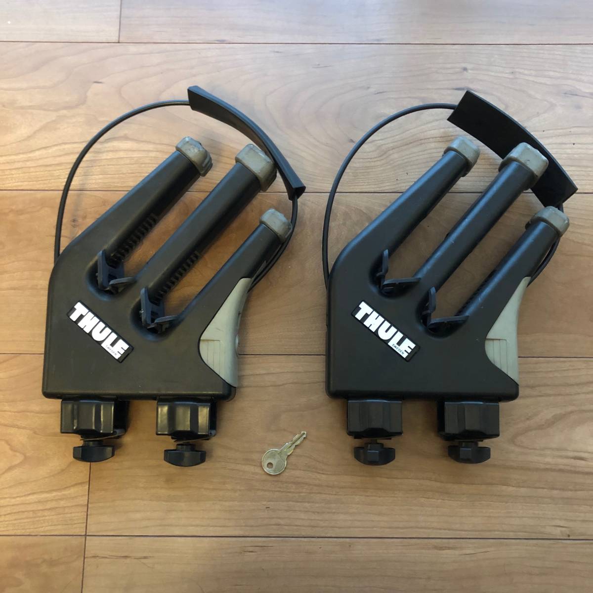 THULE - Thule 0 スノーボードキャリア | 斜め積み Snowboard Rack 