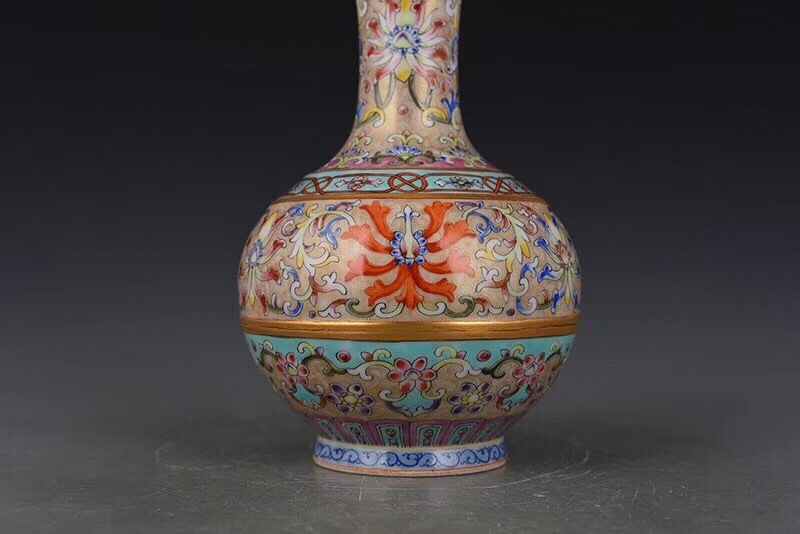 古董店旧蔵・古陶瓷器・琺琅彩連年有餘雙耳花瓶・乾隆年款』極細工・古