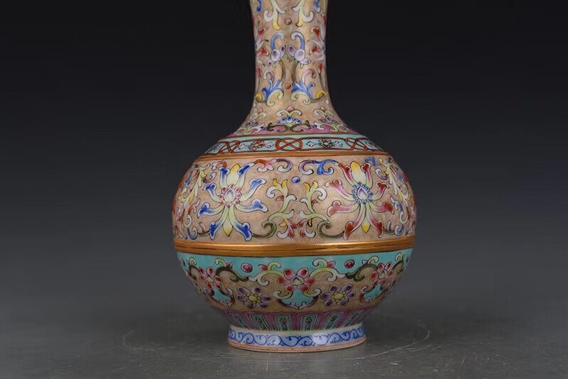 古董店旧蔵・古陶瓷器・琺琅彩連年有餘雙耳花瓶・乾隆年款』極細工・古