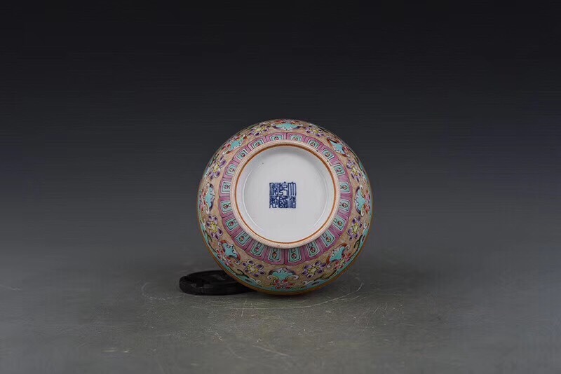 古董店旧蔵・古陶瓷器・琺琅彩連年有餘雙耳花瓶・乾隆年款』極細工・古