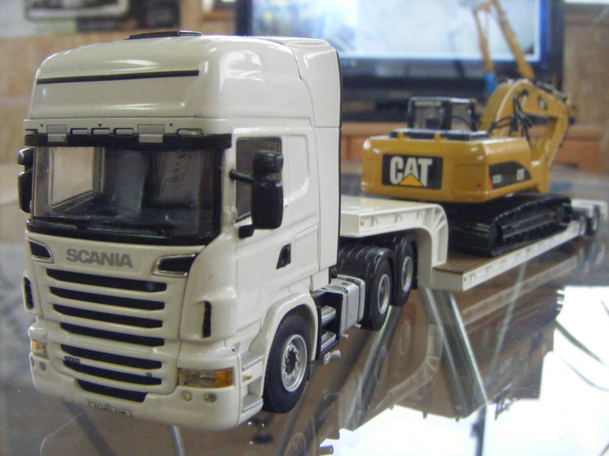 ケンクラフト　スカニア P500 8輪トレーラーセット　1/50 ケンクラフト スカニア P500 8輪トレーラーセット 1⁄50