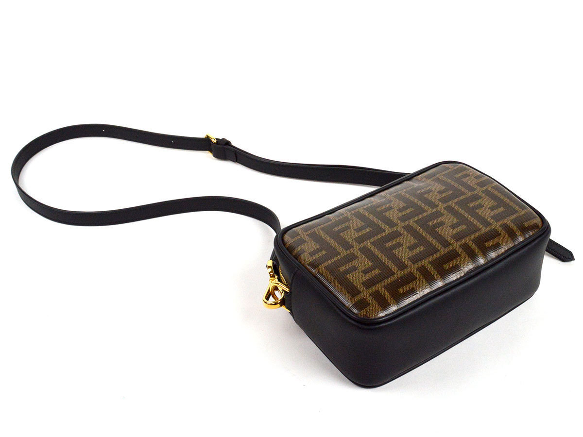 在庫価格 69590□美品 FENDI フェンディ/ ミニフェンディキャム 