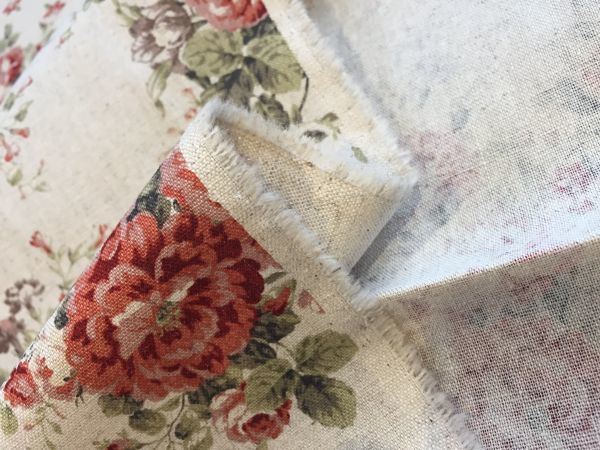 布世界MD150★　２ｍ　アンティークレトロフラワー　赤　綿麻キャンバス　手芸　生地_8