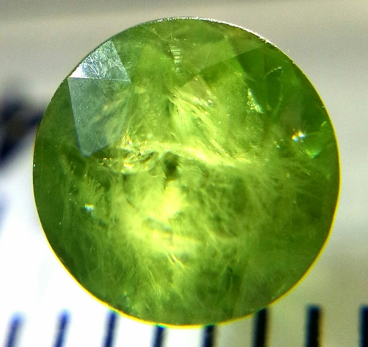 【最安値，新品】 ダイヤを超える究極の輝きを持つ 石 デマントイドガーネット 大粒1.132ct ソーティング付き(ガーネット)｜売買されたオークション情報、yahooの商品情報をアーカイブ公開 - オークファン ガーネット