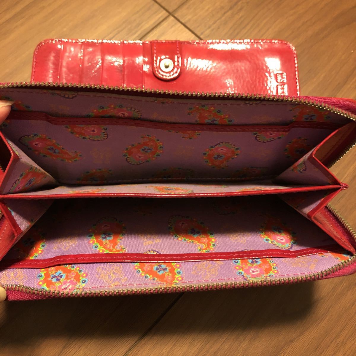 極美品ANNASUI 長財布 がま口 バラ バタフライチャーム ANNA