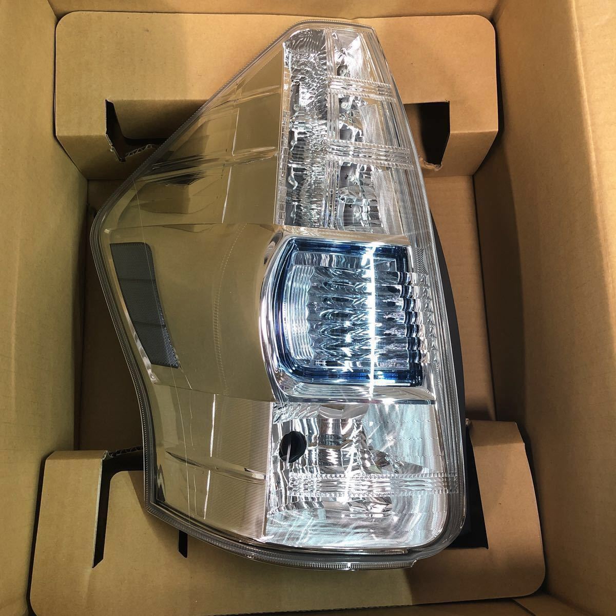 PORSCHE(ポルシェ)カイエン958純正LEDテールランプ(795 945 096/095 